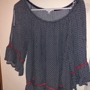 Flowy patterned blouse